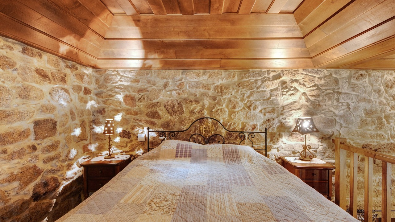 Photo of Bedroom in Moimenta da Beira