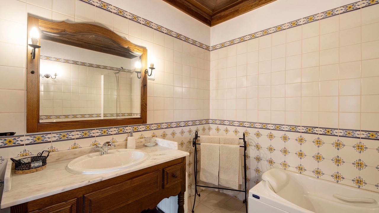 Photo of Bathroom in Moimenta da Beira