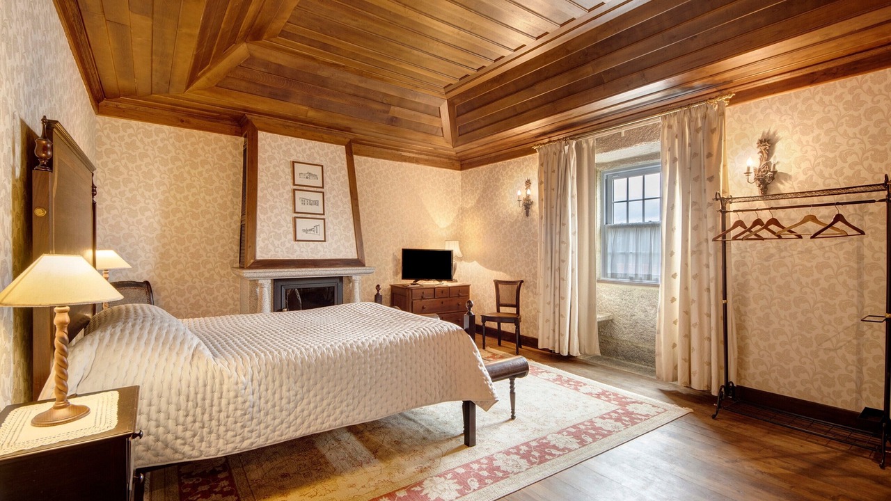Photo of Bedroom in Moimenta da Beira
