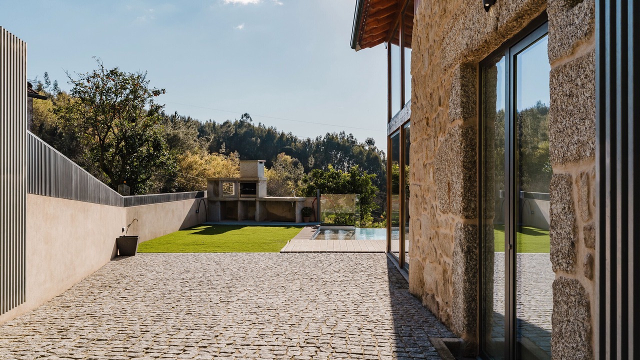 Photo of Patio Balcony in Portela