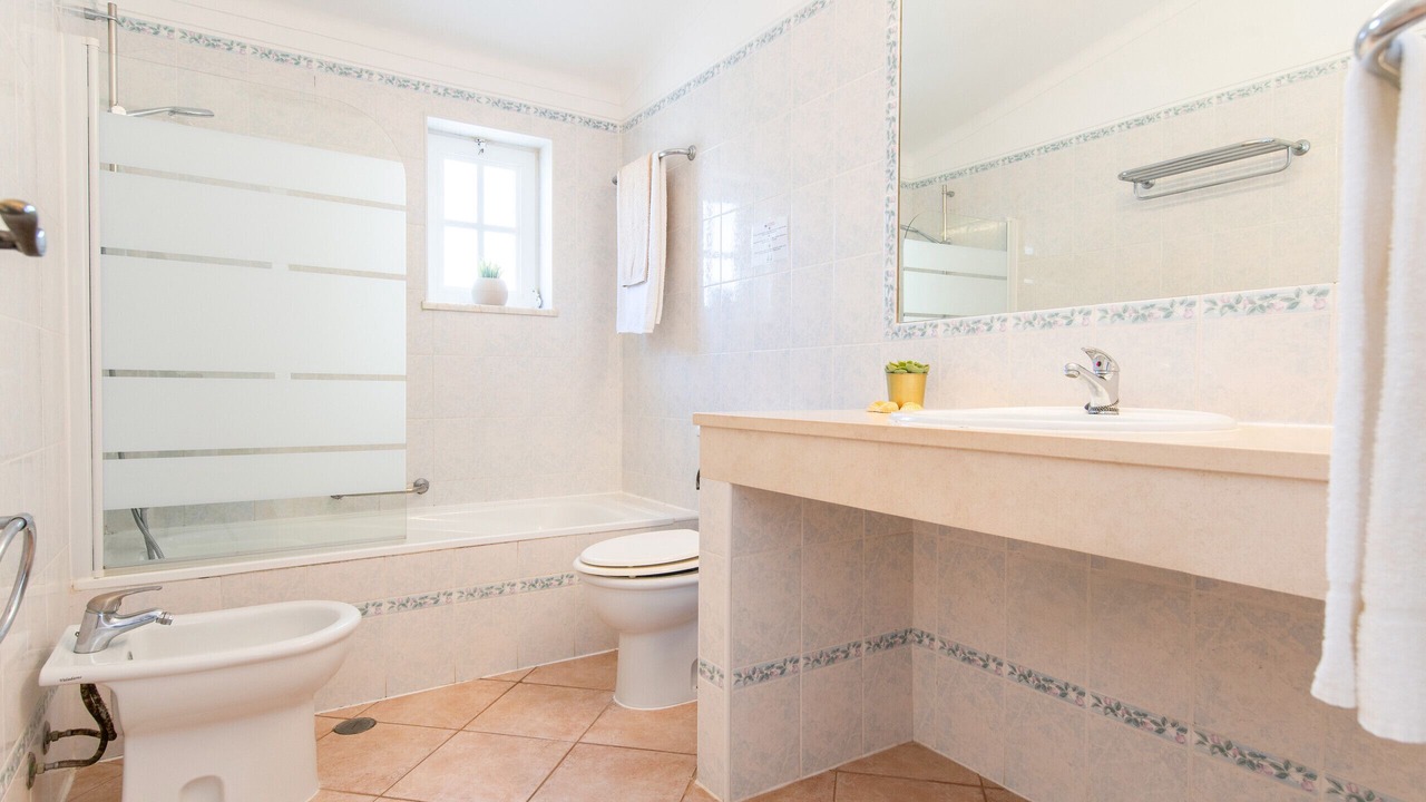 Photo of Bathroom in Albufeira