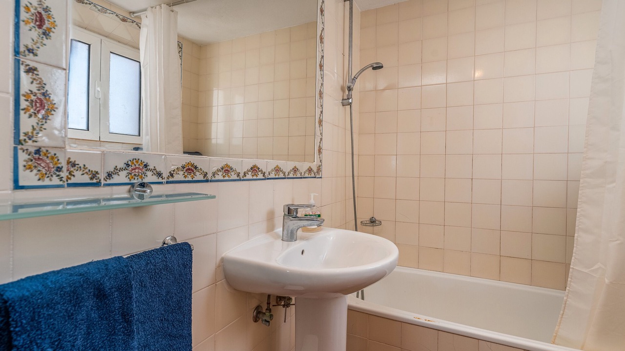 Photo of Bathroom in Aljezur