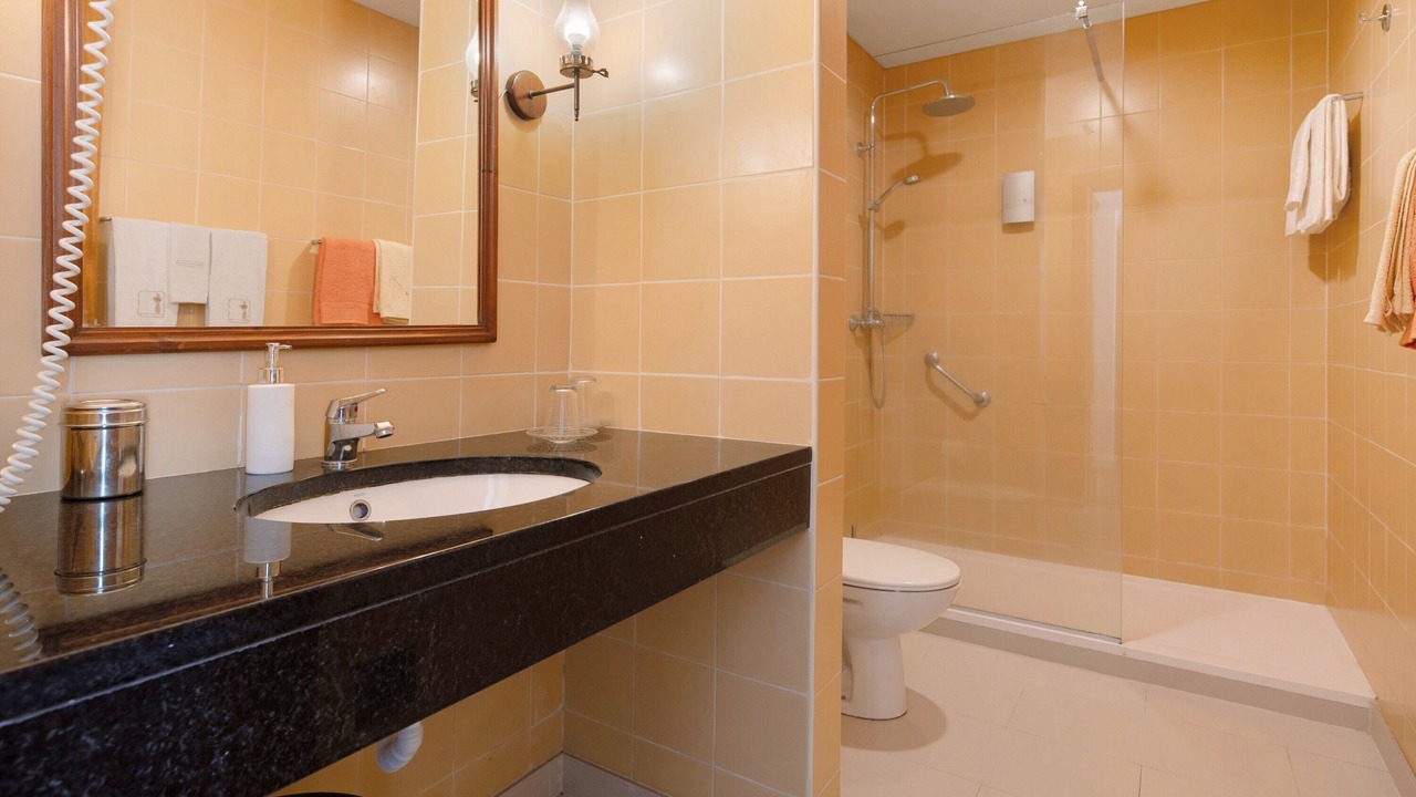 Photo of Bathroom in Livramento