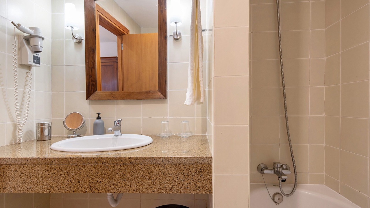 Photo of Bathroom in Livramento