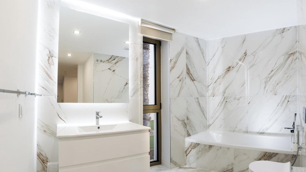 Photo of Bathroom in Atalaia