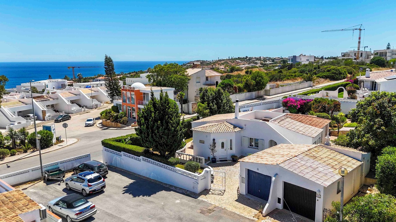 Photo of Outdoor in Luz