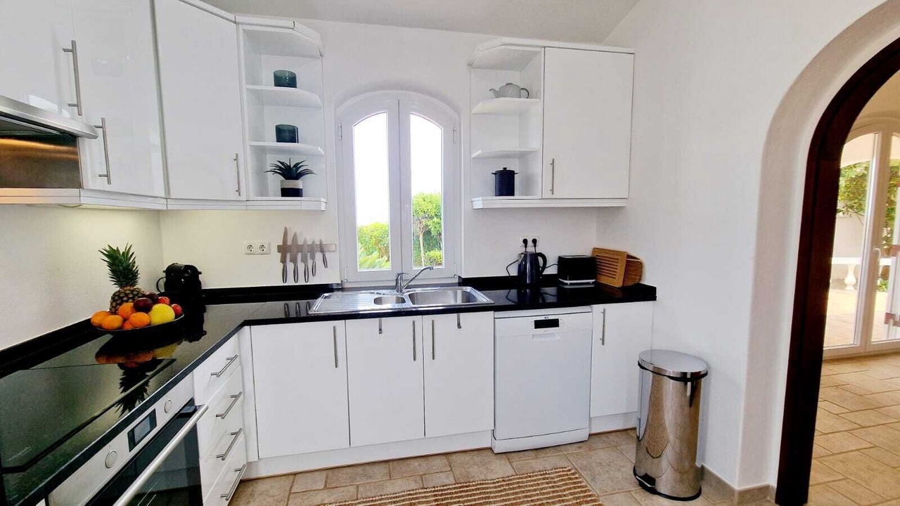 Photo of Kitchen in Luz