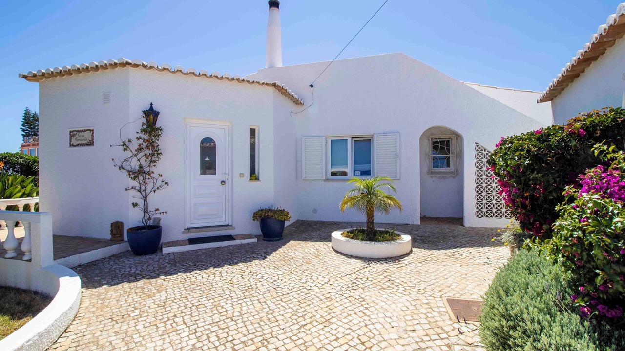 Photo of Outdoor in Luz