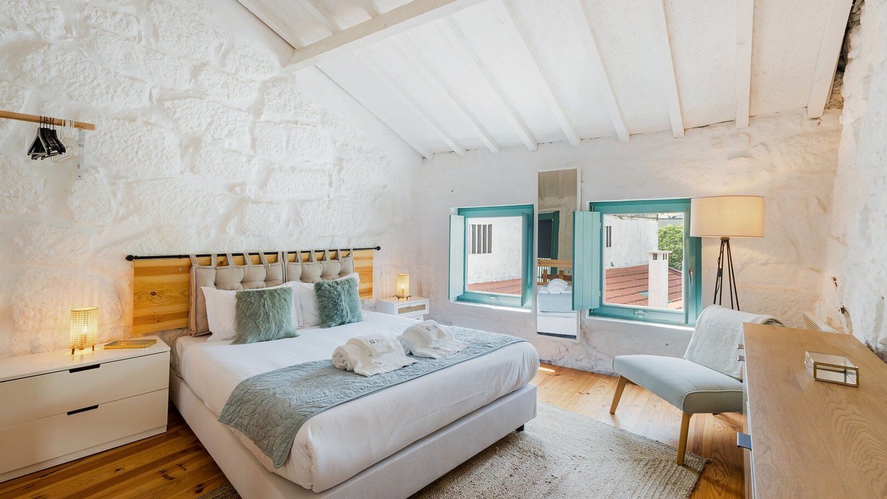 Photo of Bedroom in Lordelo do Ouro e Massarelos