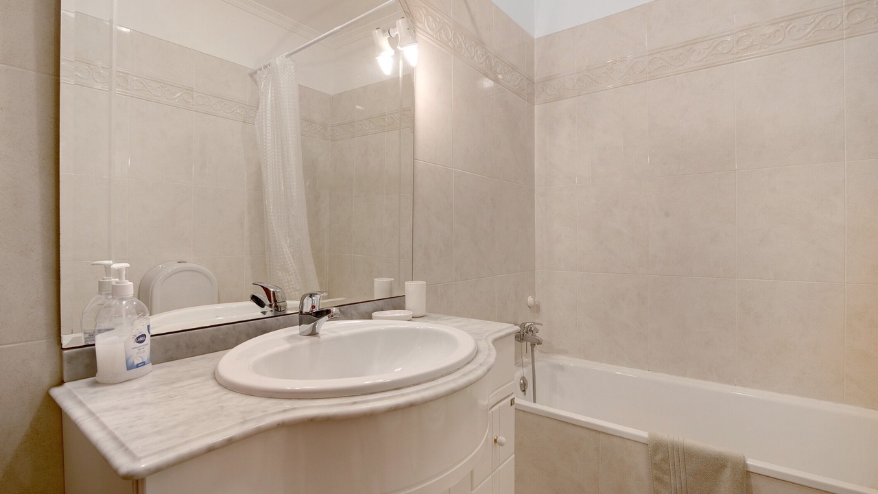 Photo of Bathroom in Altura