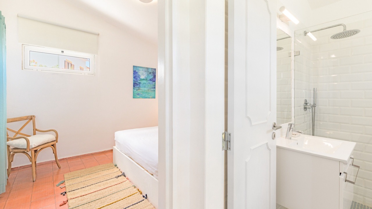 Photo of Bathroom in Vila Nova de Milfontes