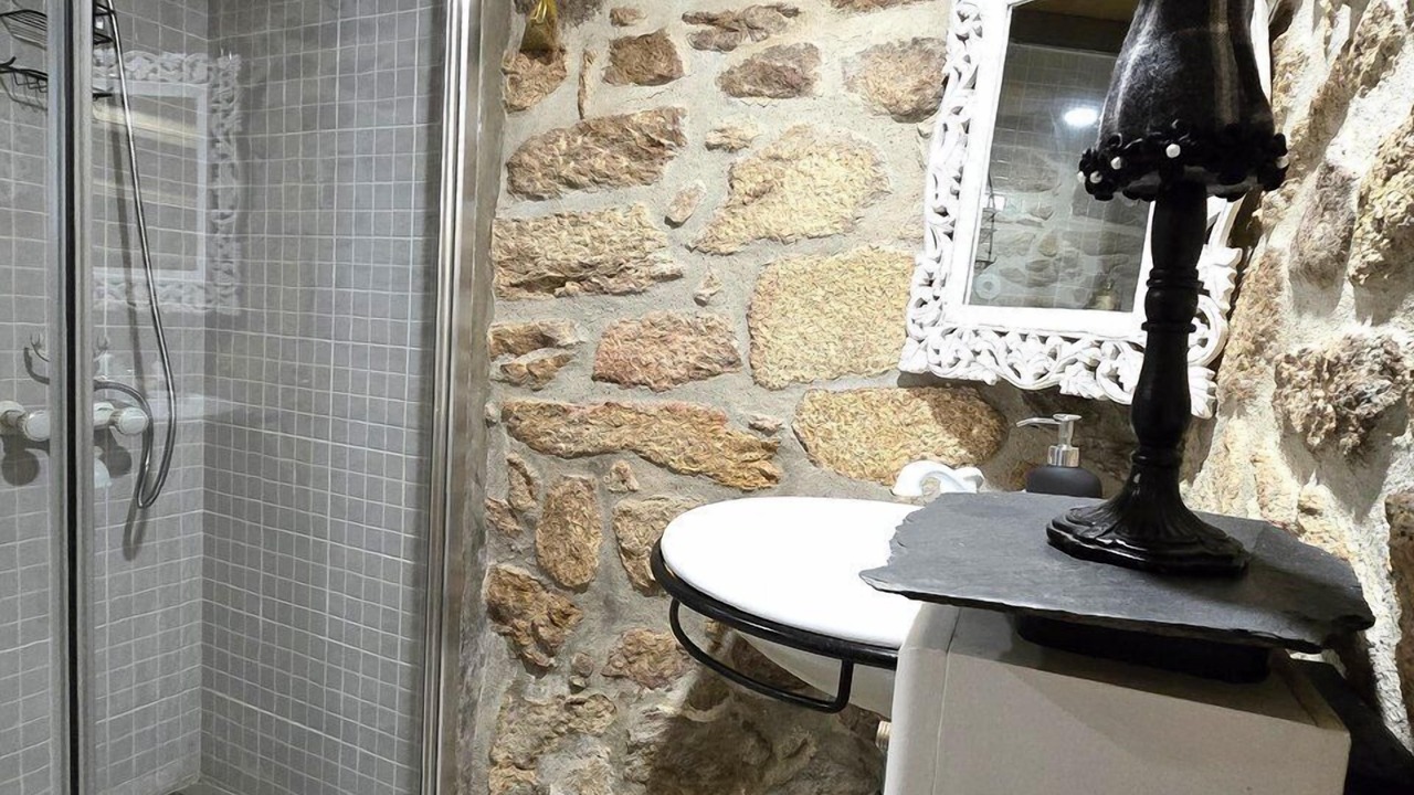 Photo of Bathroom in Sernancelhe