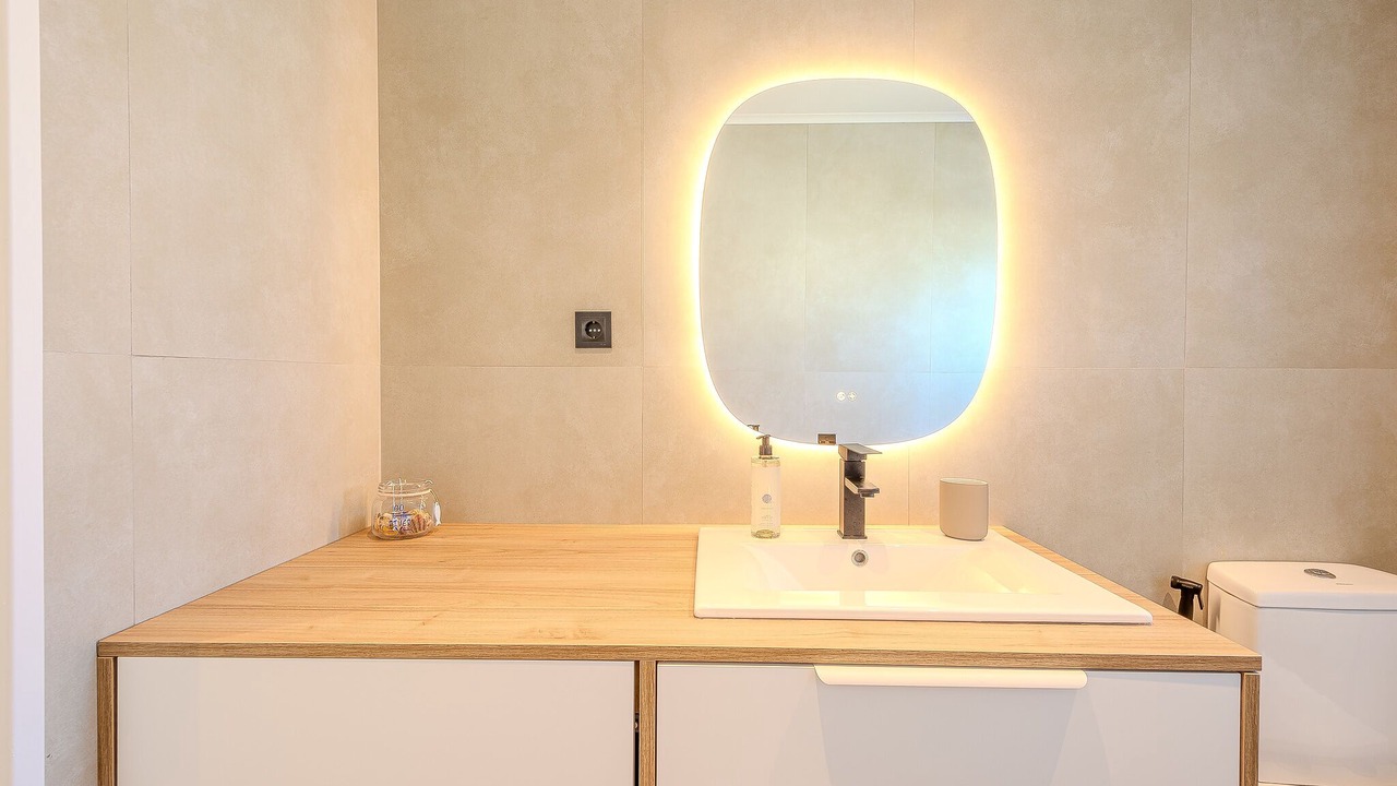 Photo of Bathroom in Gale
