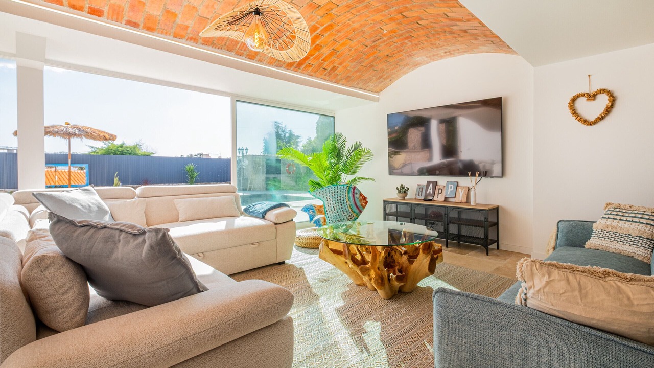 Photo of Livingroom in Oura