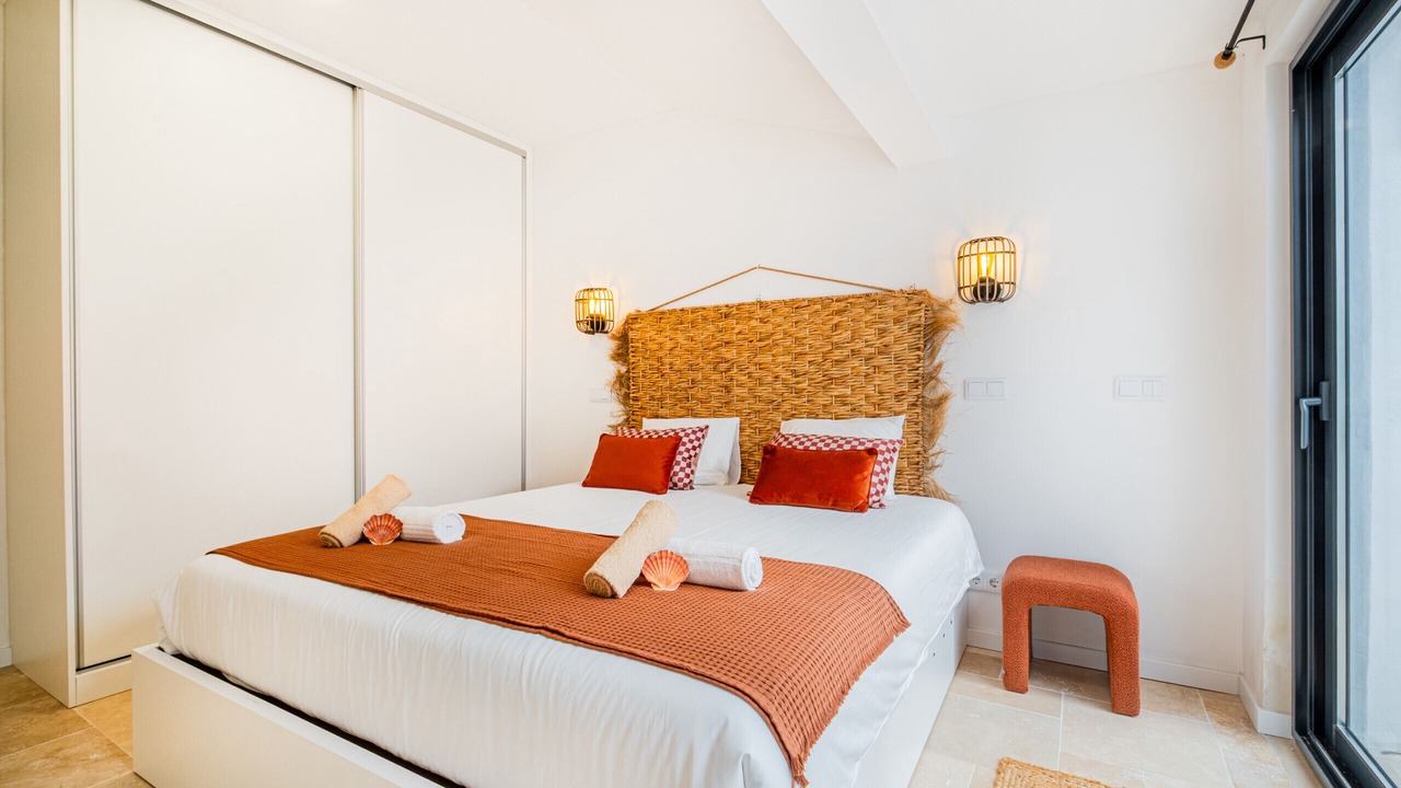 Photo of Bedroom in Oura