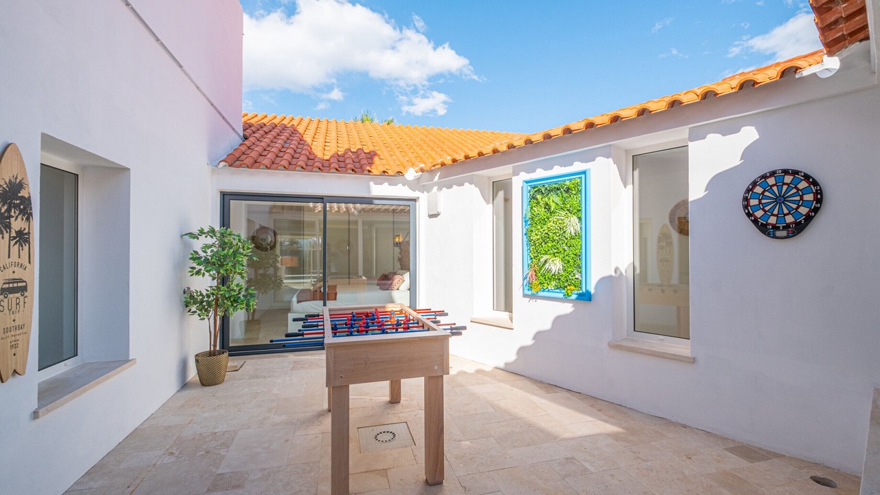 Photo of Patio Balcony in Oura