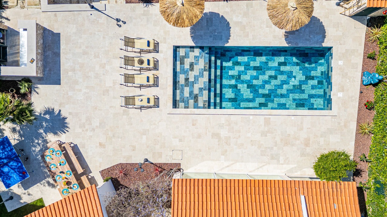 Photo of Outdoor in Oura