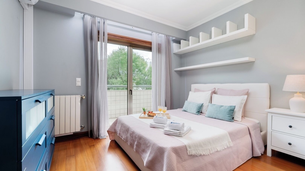 Photo of Bedroom in Oliveira do Douro