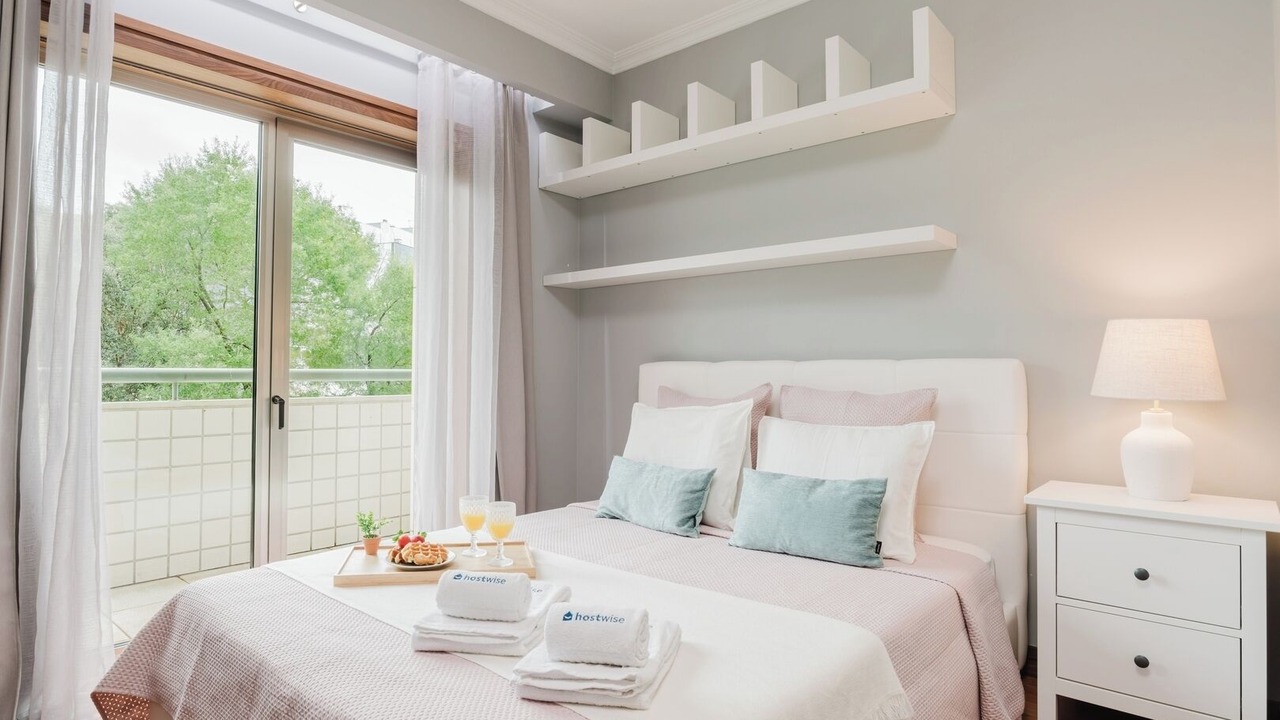 Photo of Bedroom in Oliveira do Douro
