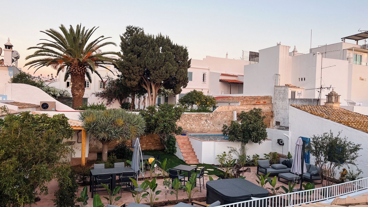 Photo of Outdoor in Calicos