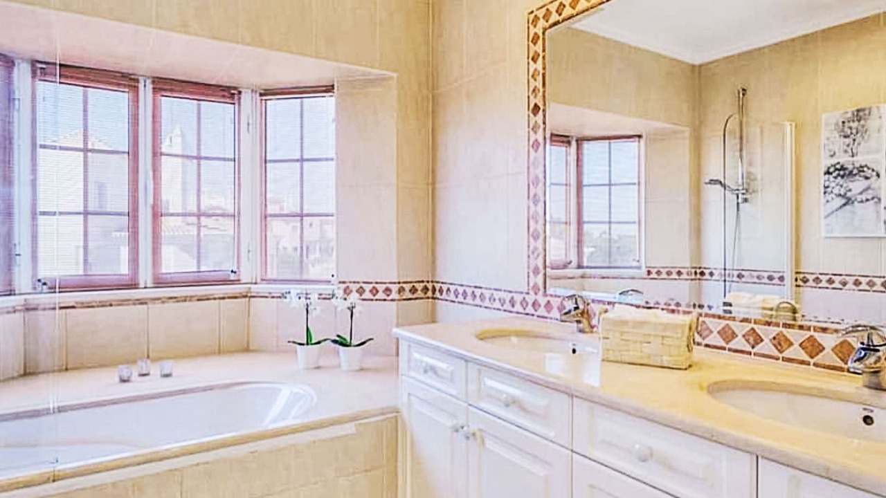 Photo of Bathroom in Vale do Lobo