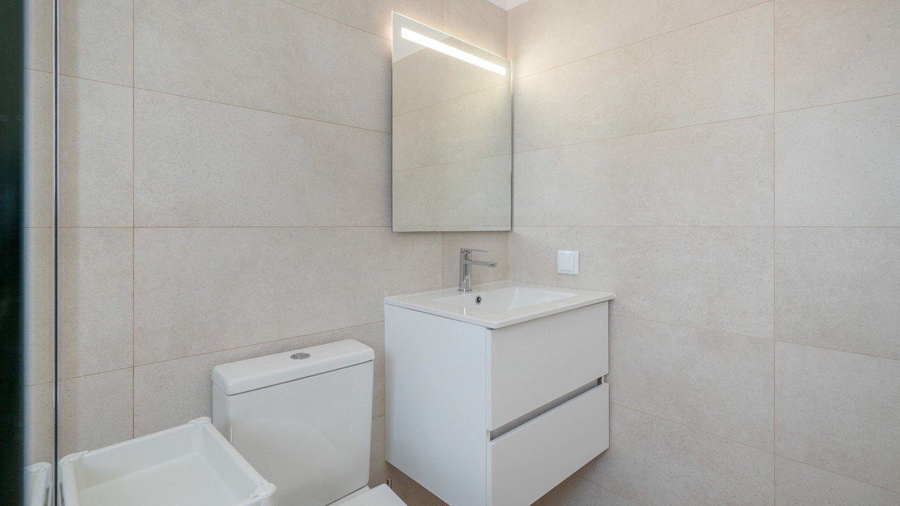 Photo of Bathroom in Salema