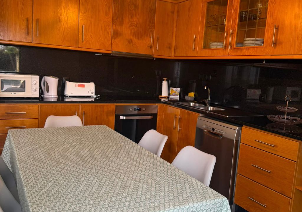Photo of Kitchen in Estreito de Camara de Lobos