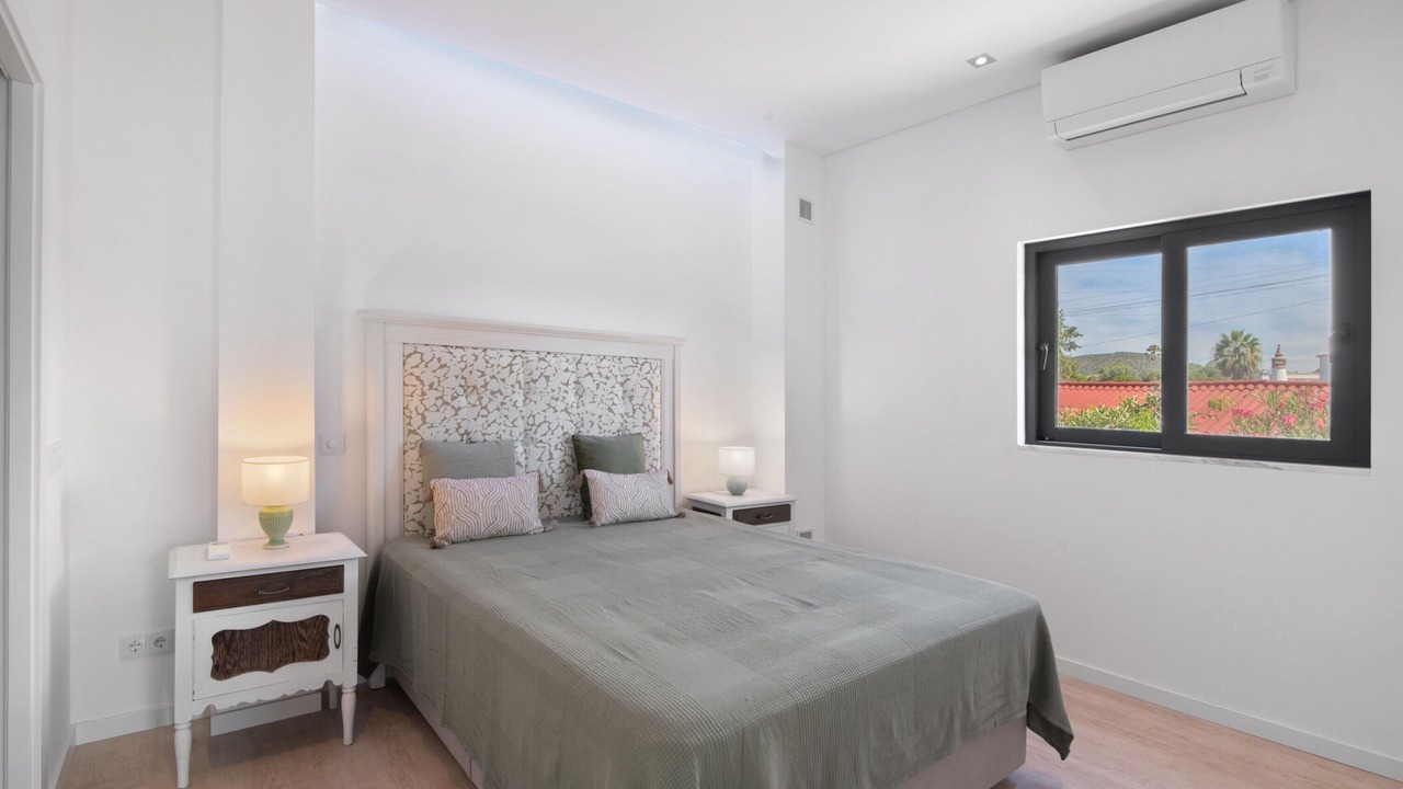 Photo of Bedroom in Moncarapacho e Fuseta