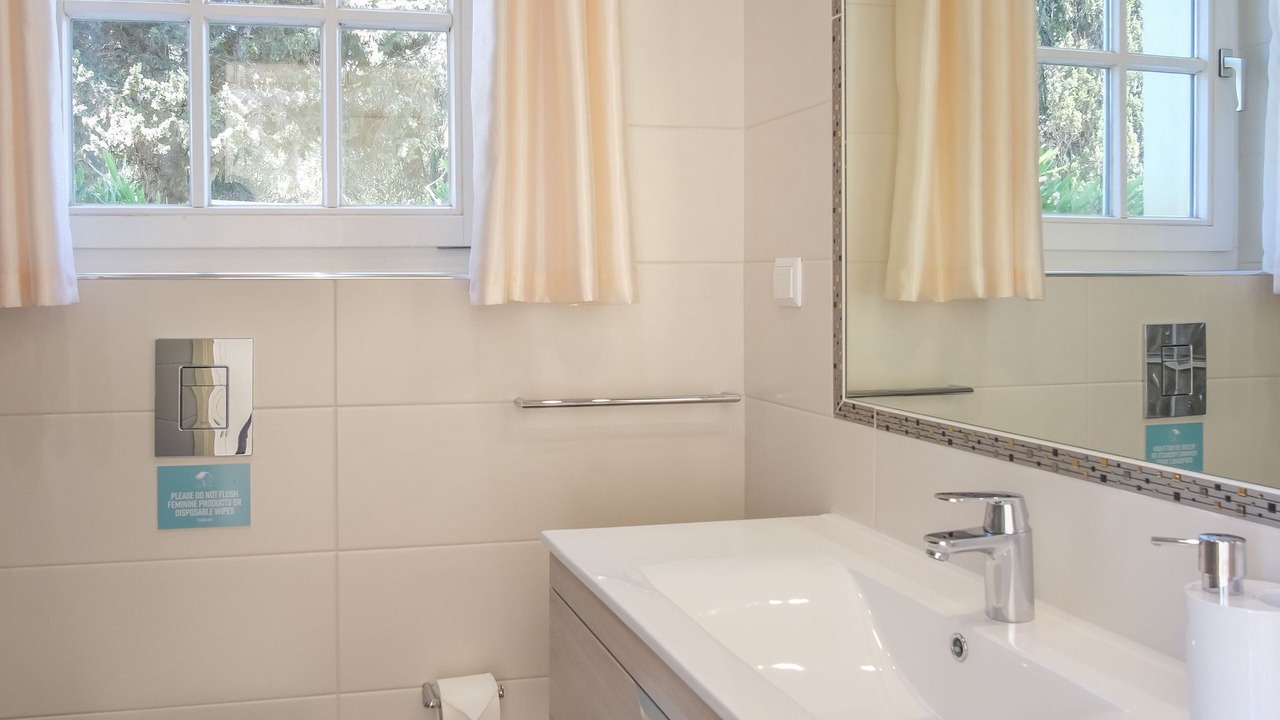 Photo of Bathroom in Funchal