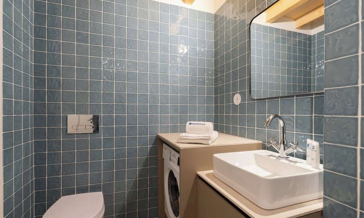 Photo of Bathroom in Oliveira do Castelo