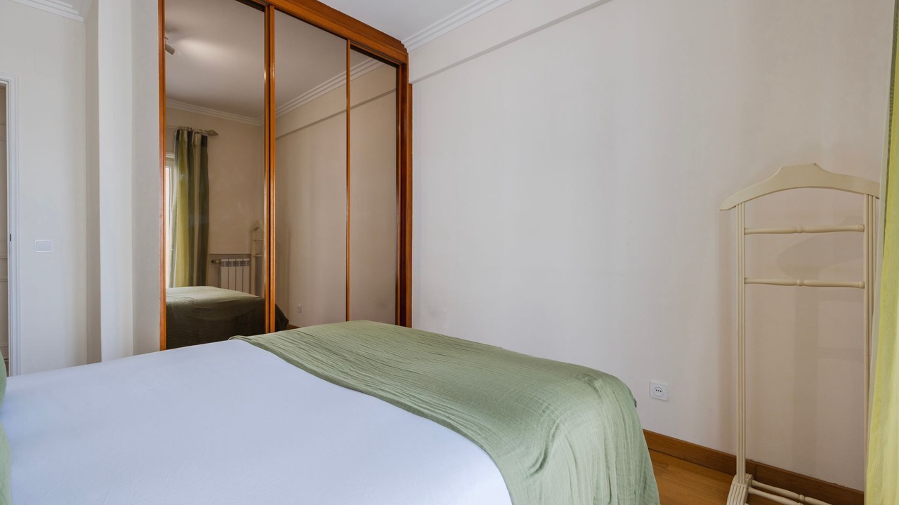 Photo of Bedroom in Costa de Caparica