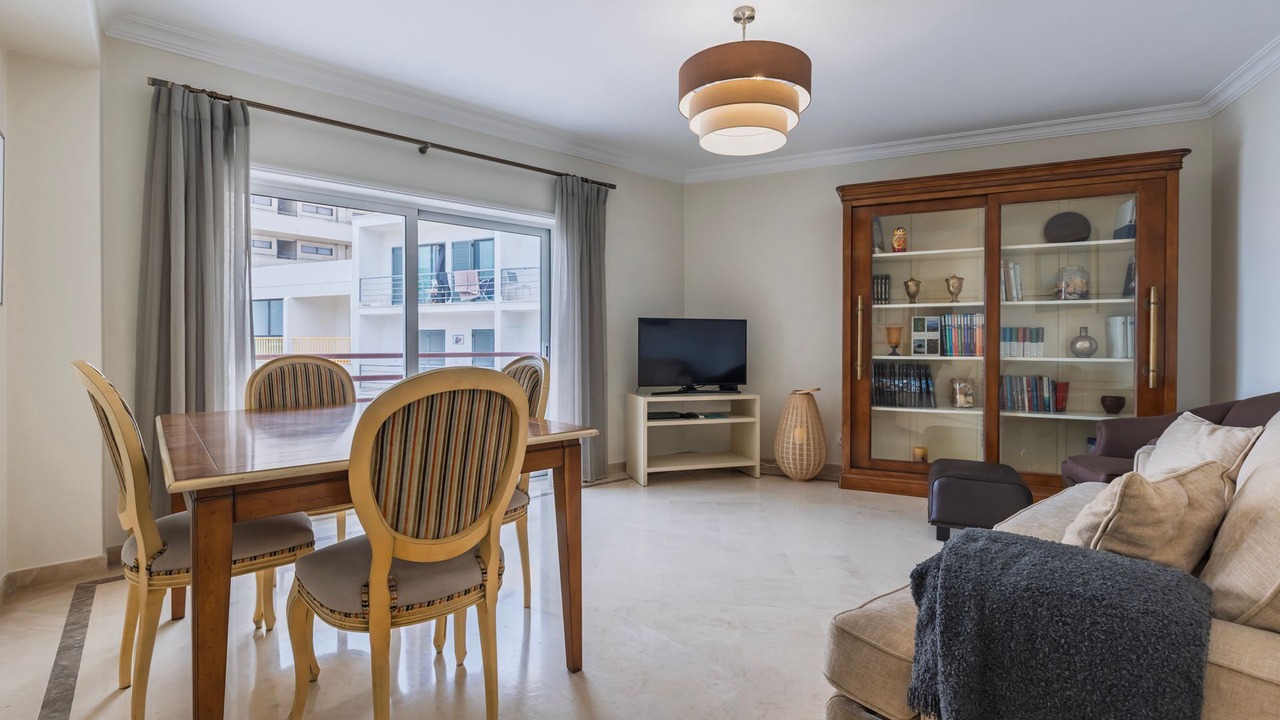 Photo of Livingroom in Costa de Caparica
