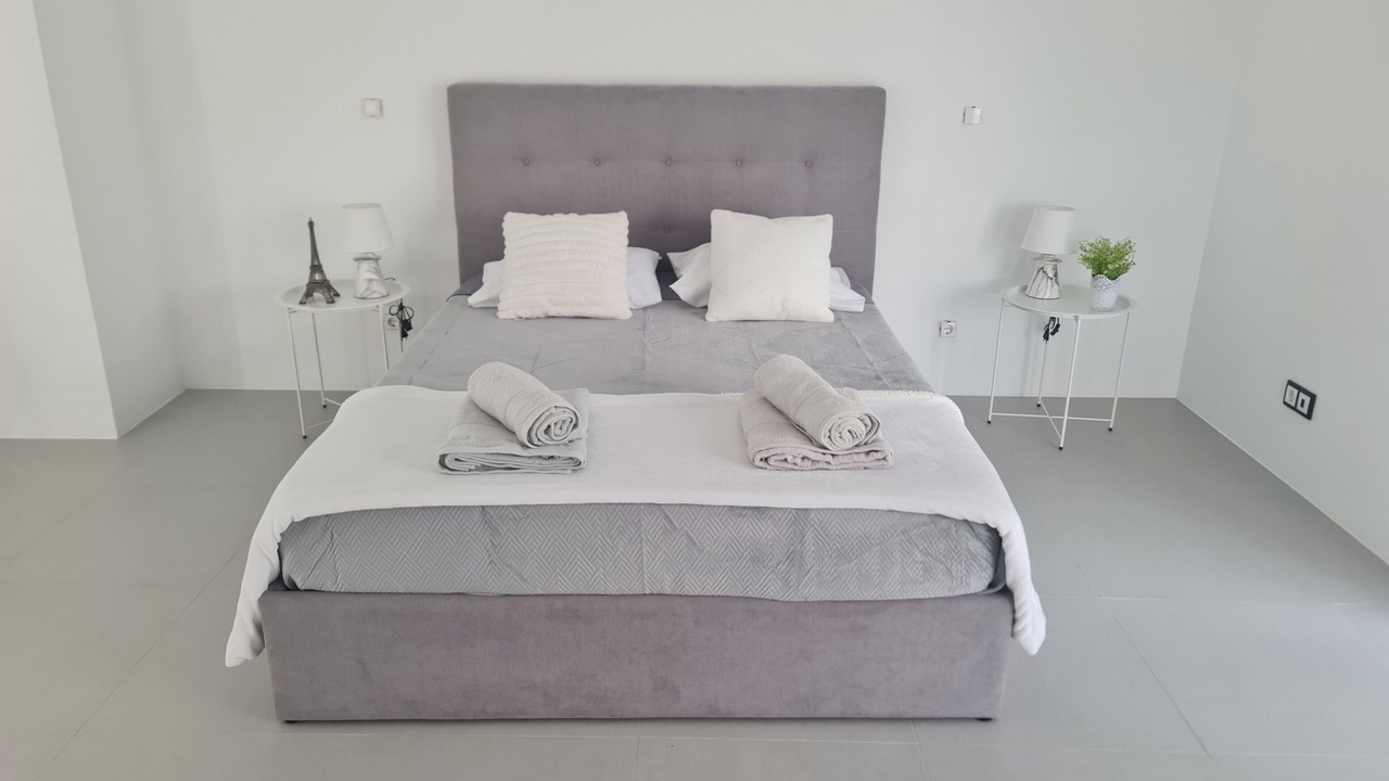 Photo of Bedroom in Angra do Heroismo