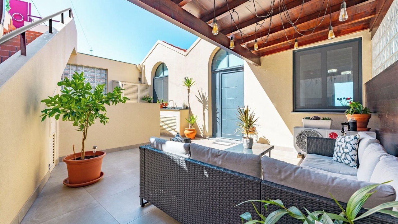 Photo of Patio Balcony in Sao Goncalo