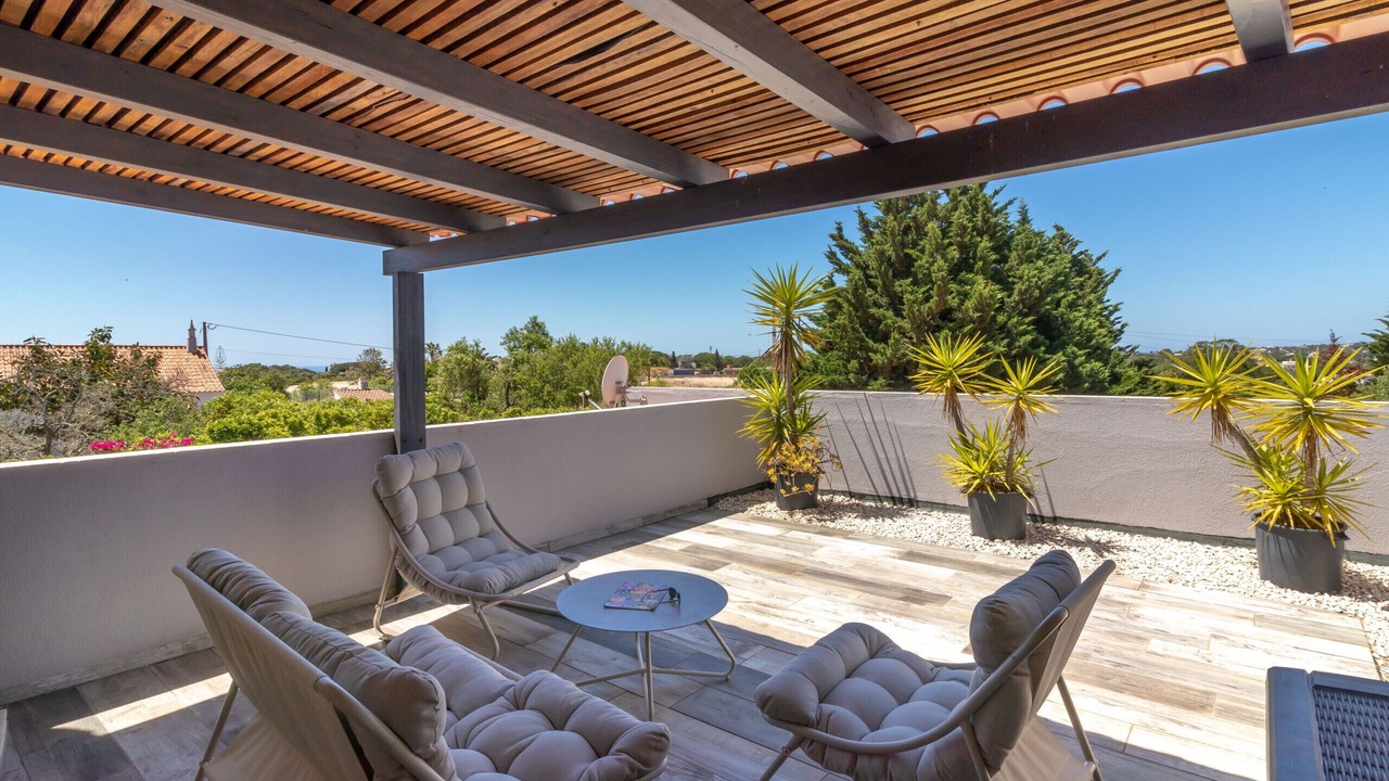 Photo of Patio Balcony in Caramujeira