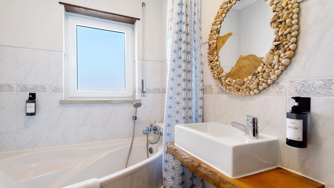 Photo of Bathroom in Casais do Rio