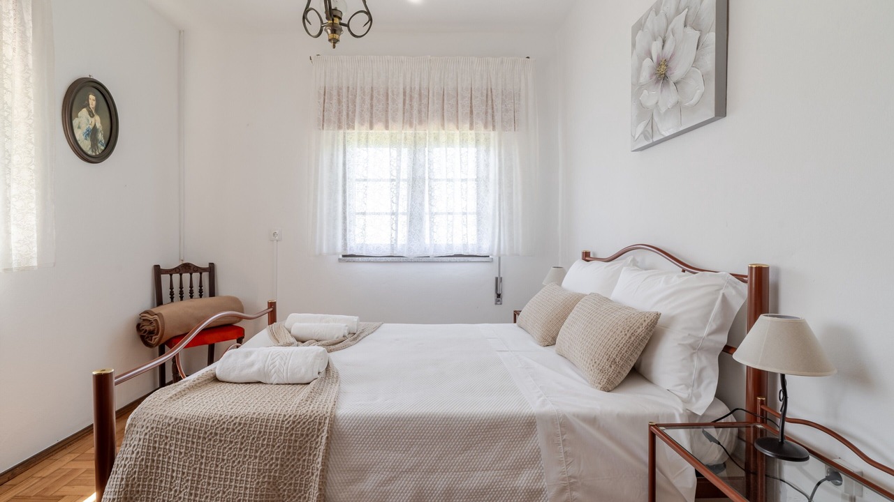 Photo of Bedroom in Ponte da Barca