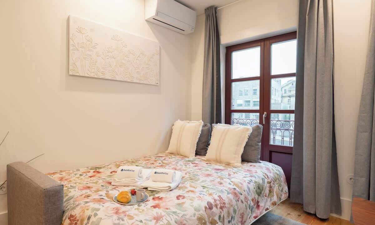 Photo of Bedroom in Oliveira do Castelo