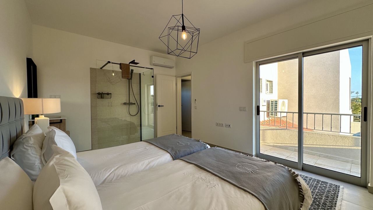 Photo of Bedroom in Quarteira