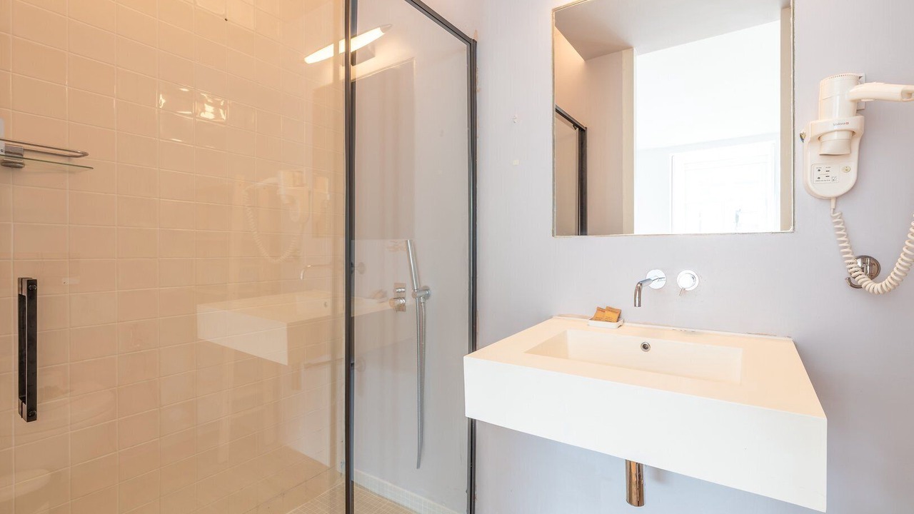 Photo of Bathroom in Chiado