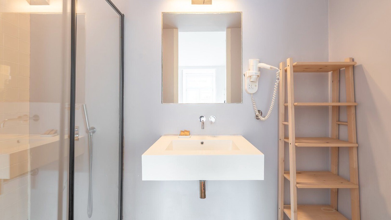 Photo of Bathroom in Chiado