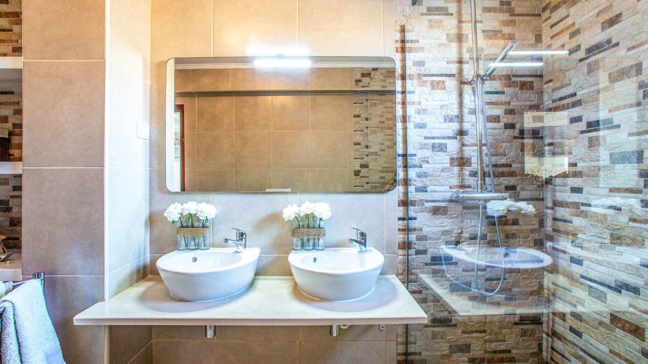 Photo of Bathroom in Parchal