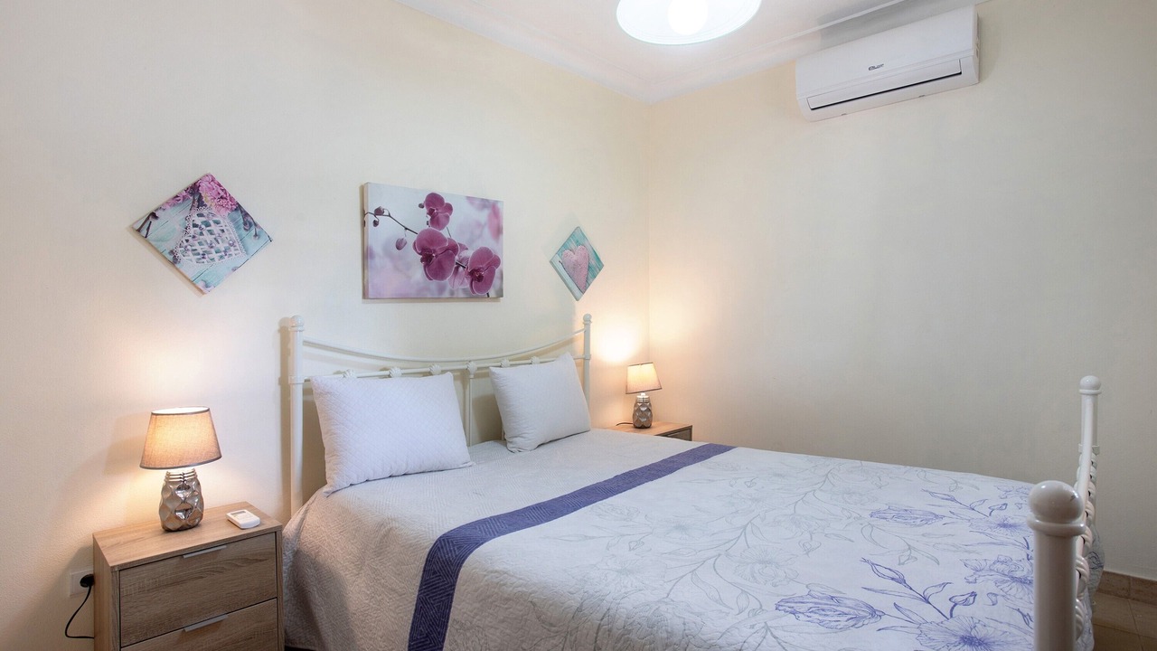 Photo of Bedroom in Cartaxo