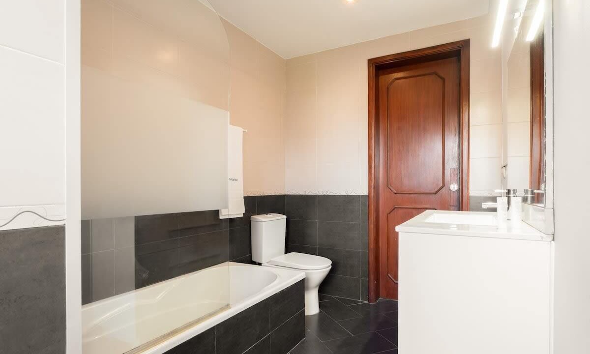 Photo of Bathroom in Sao Mamede de Infesta