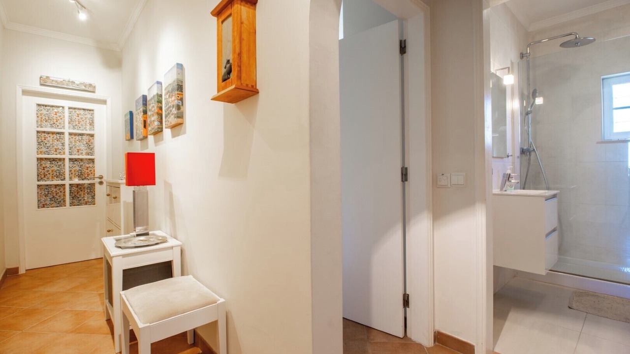 Photo of Bathroom in Meia Praia