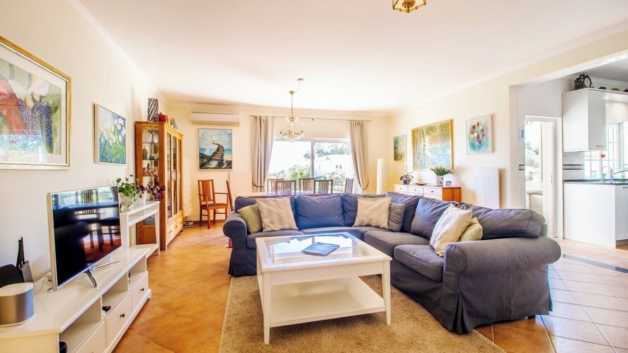 Photo of Livingroom in Meia Praia