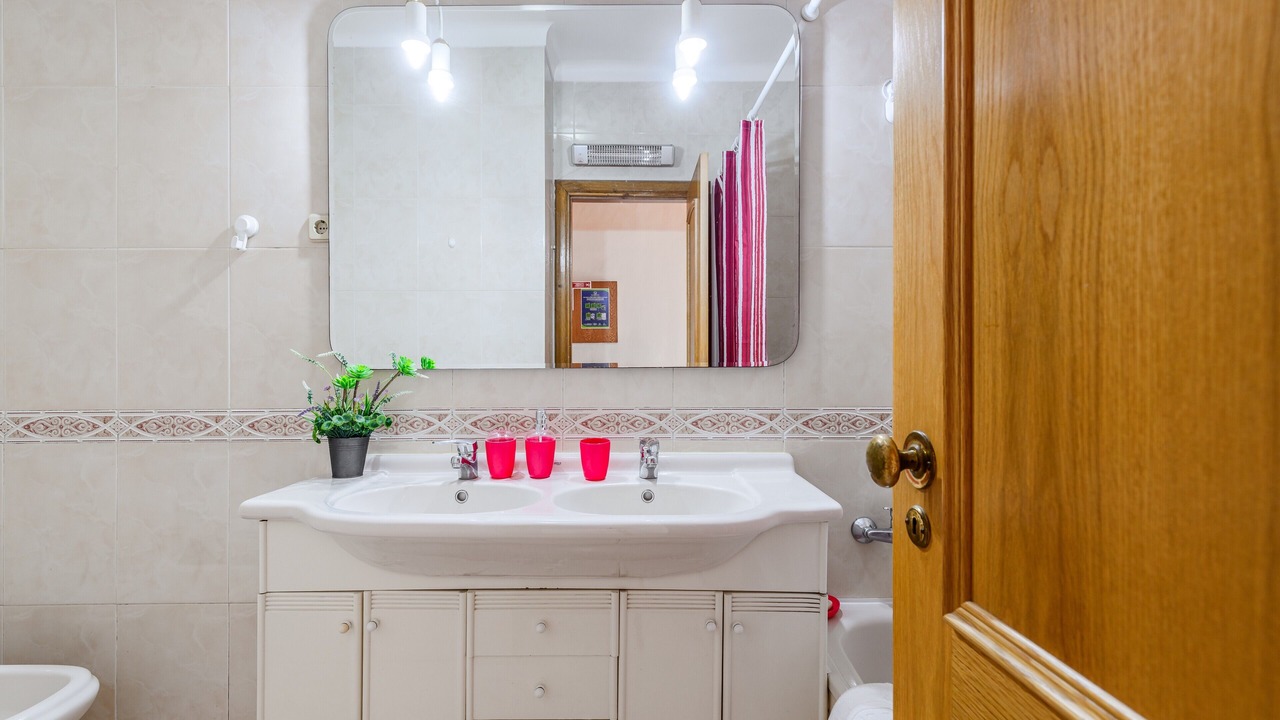 Photo of Bathroom in Setubal