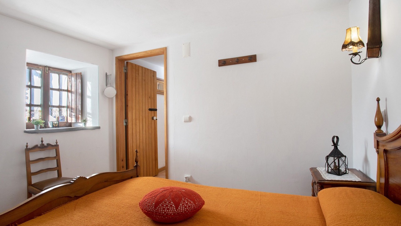 Photo of Bedroom in Lousa