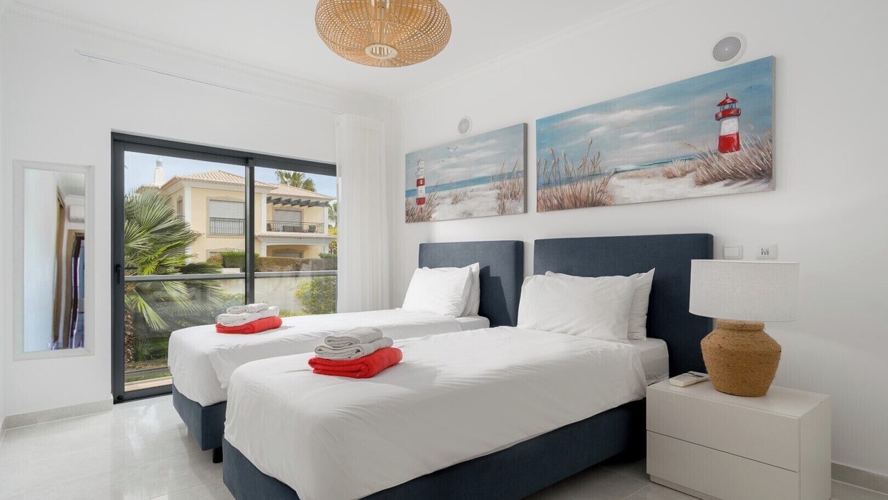 Photo of Bedroom in Porto de Mos