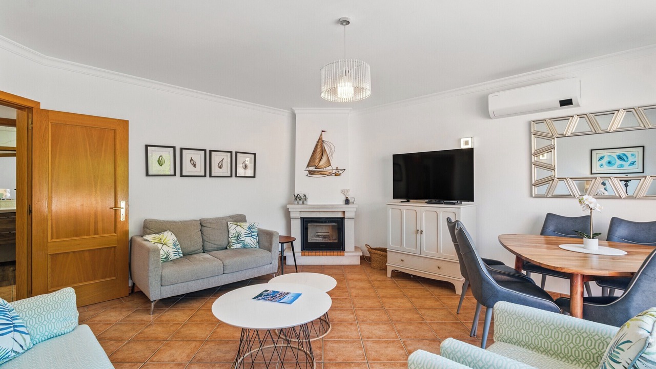 Photo of Livingroom in Meia Praia